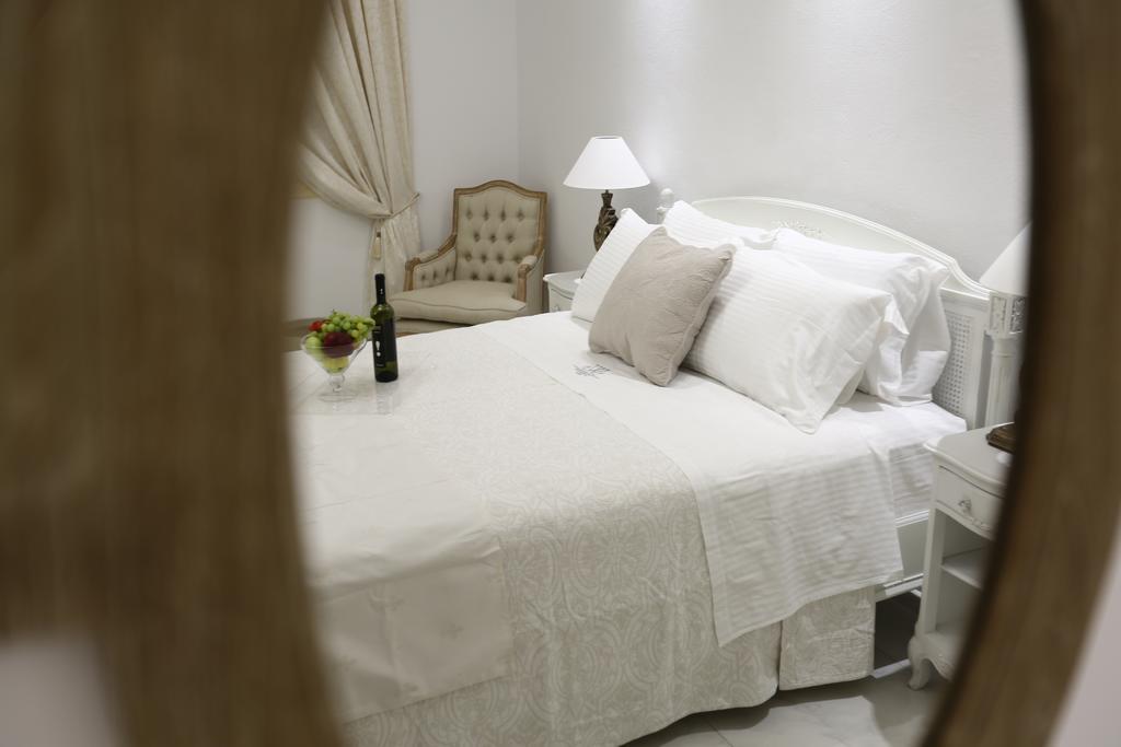 The White Suites 아다마스 외부 사진