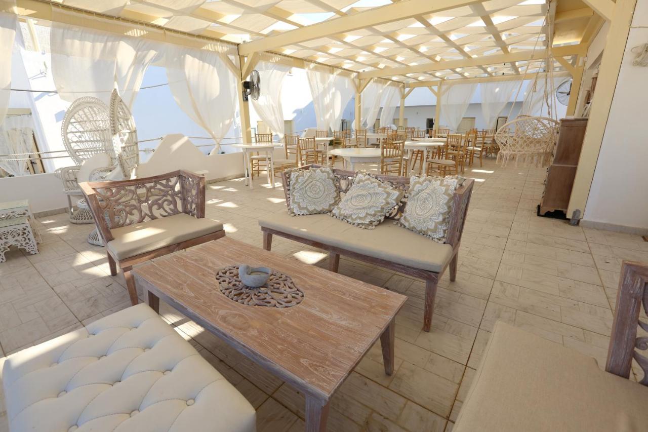 The White Suites 아다마스 외부 사진