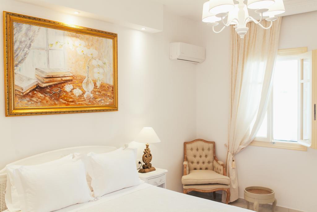 The White Suites 아다마스 객실 사진